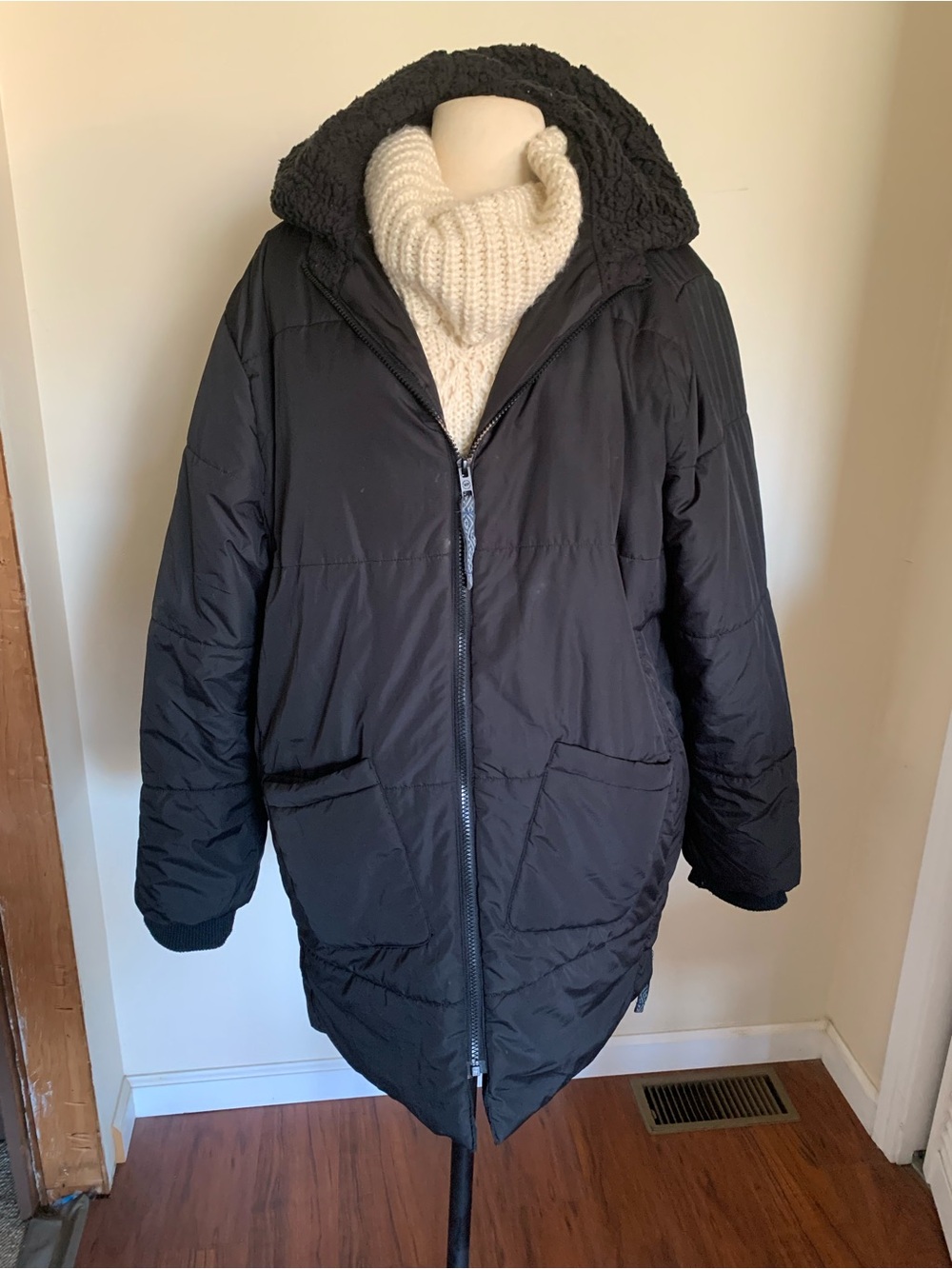 Ladies black XXLG warm fiber fill puffer jacket, with sherpa lined hood